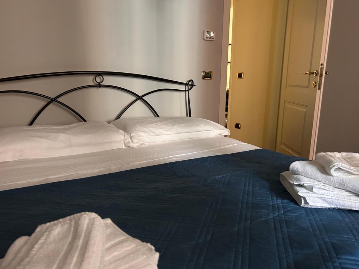 Piazza Maggiore Luxury Apartment Bolonya Dış mekan fotoğraf